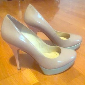 Enzo Angiolini Pastel Pumps